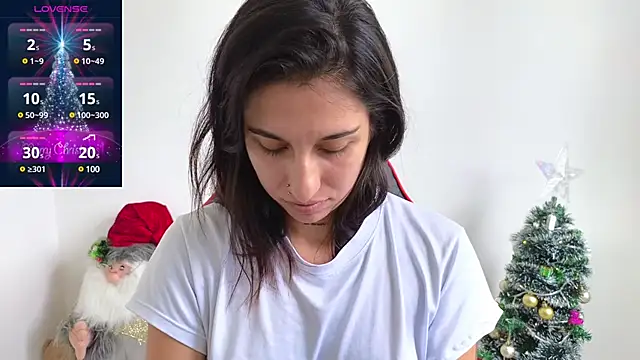 Snapshot of tammyandrade_ chatting on 12.12.24 tammyandrade online show from 12.12.24