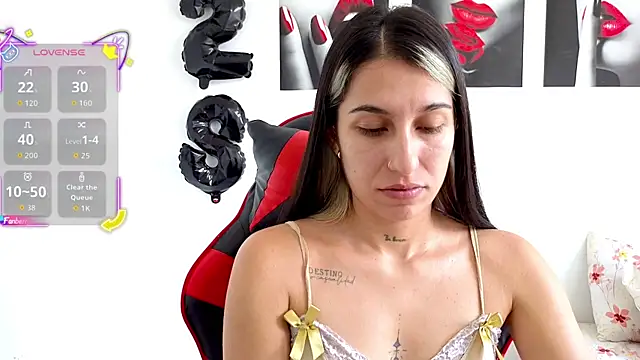 Snapshot of tammyandrade_ chatting on 09.21.25 tammyandrade online show from 09.21.25