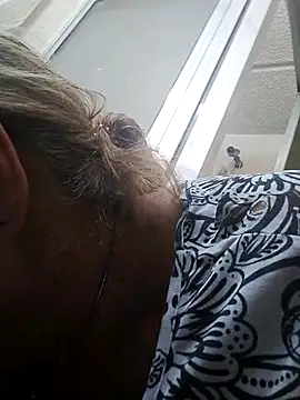 girl amada online show from 09.17.25