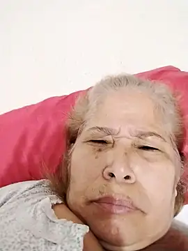 girl amada online show from 10.16.25