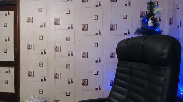 TasyaBigTTs online show from 01.01.25