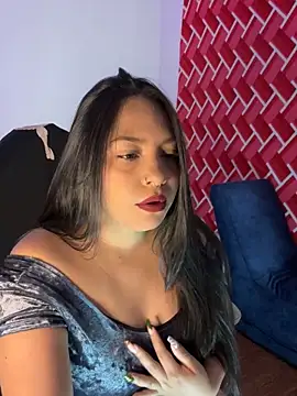 emiily15   online show from 09.14.25