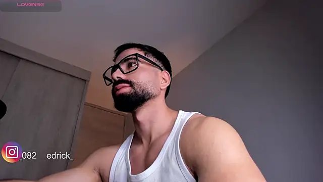 Snapshot of edrick_walton1 chatting on 02.20.25 edrick walton1 online show from 02.20.25