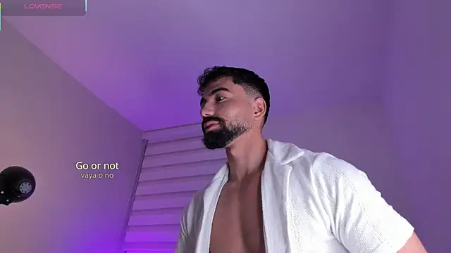 Snapshot of edrick_walton1 chatting on 09.26.25 edrick walton1 online show from 09.26.25