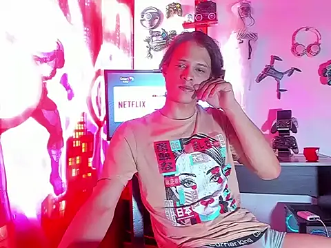 LilOwen  online show from 06.13.26