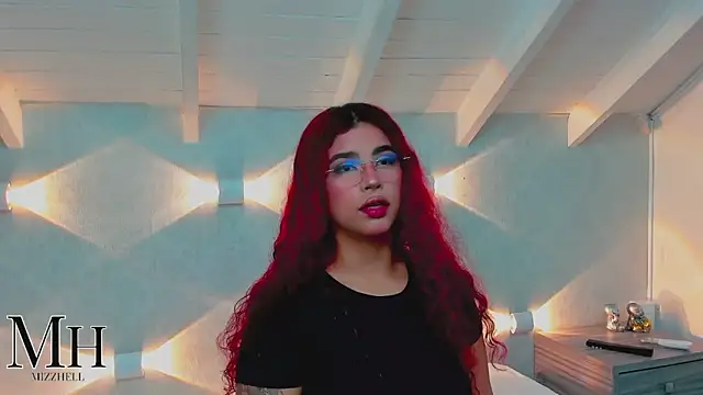 Snapshot of MizzHell chatting on 02.25.26 MizzHell online show from 02.25.26