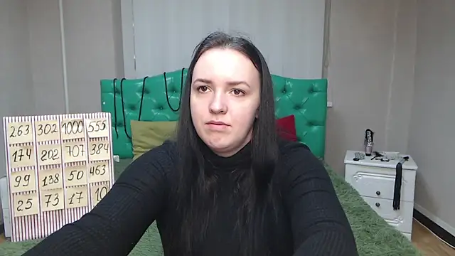 IsabelBlackberry online show from 02.01.25