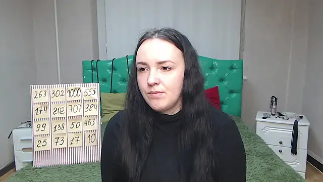 IsabelBlackberry online show from 02.07.25