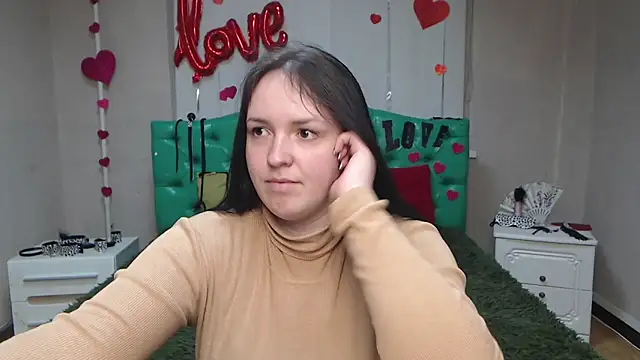 IsabelBlackberry online show from 03.13.25