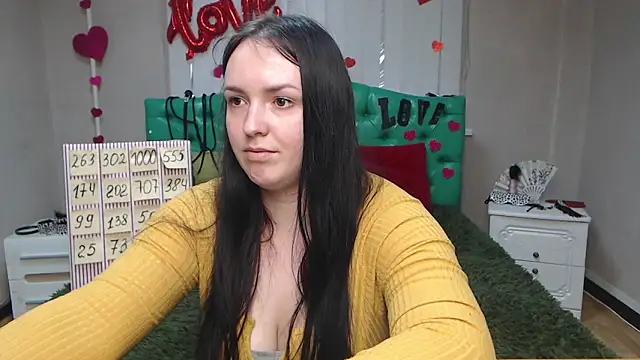 IsabelBlackberry online show from 03.14.25