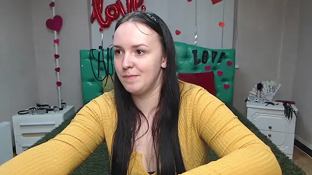 IsabelBlackberry online show from 03.15.25