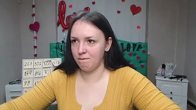 IsabelBlackberry online show from 03.23.25