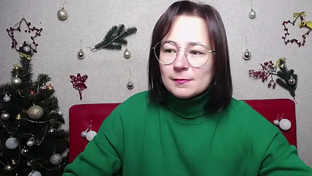 Snapshot of MarieSho chatting on 01.06.25 MarieSho online show from 01.06.25