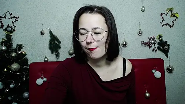 Snapshot of MarieSho chatting on 01.17.25 MarieSho online show from 01.17.25