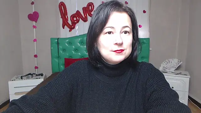 Snapshot of MarieSho chatting on 02.23.26 MarieSho online show from 02.23.26