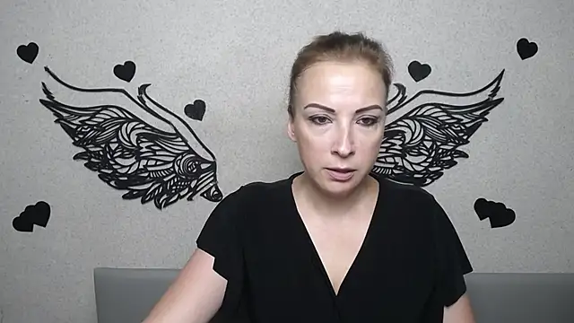 ElizabethSho online show from 07.03.26