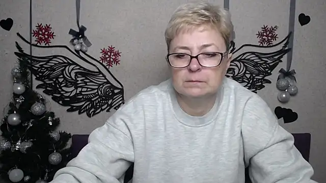 EmiliaGree online show from 12.21.25