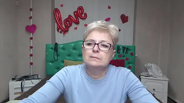 EmiliaGree online show from 02.02.26