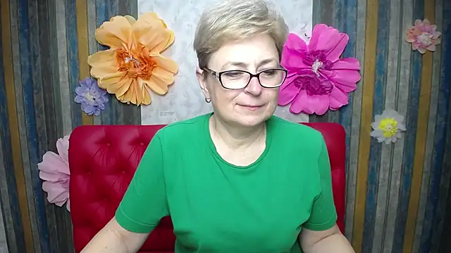 EmiliaGree online show from 05.10.26
