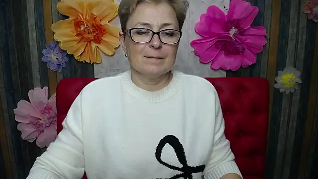 EmiliaGree online show from 05.14.26