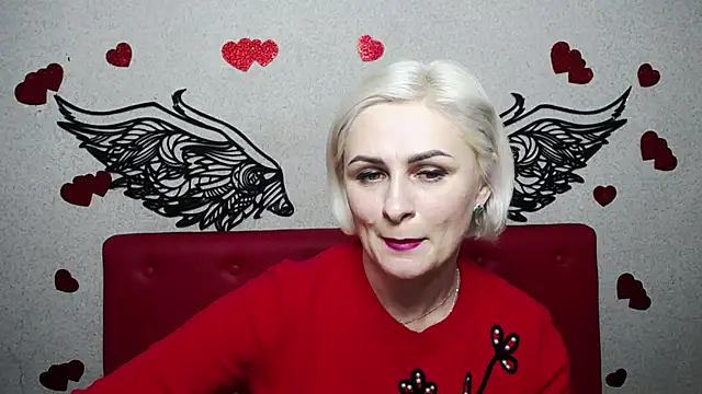 Snapshot of OliviaHorst chatting on 02.13.25 OliviaHorst online show from 02.13.25