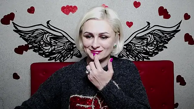 Snapshot of OliviaHorst chatting on 02.26.25 OliviaHorst online show from 02.26.25