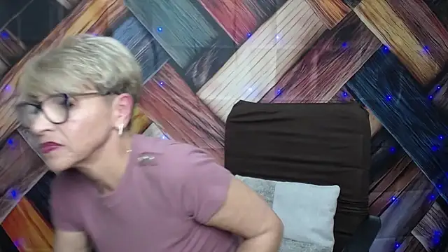 EllaBonito online show from 10.06.25