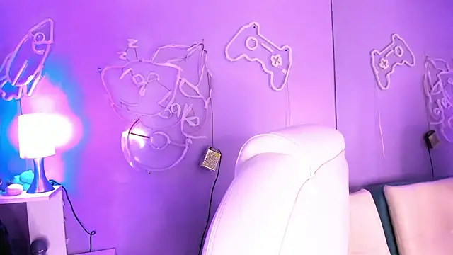 Camiila Osorio online show from 11.11.25