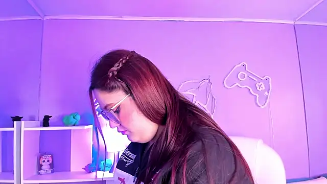 Camiila Osorio online show from 11.20.25