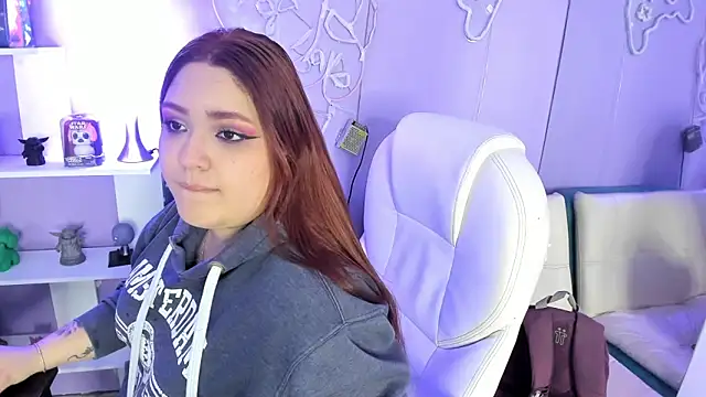 Camiila Osorio online show from 12.18.25