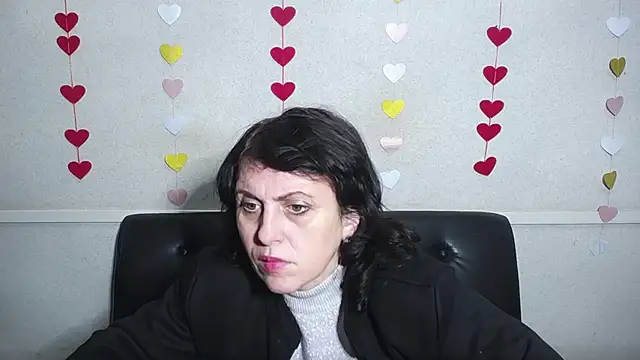 LuciaMii online show from 01.21.25