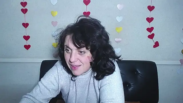 LuciaMii online show from 01.27.25