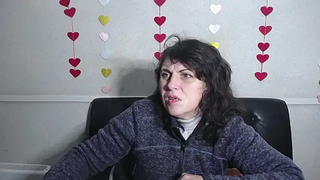 LuciaMii online show from 02.09.25