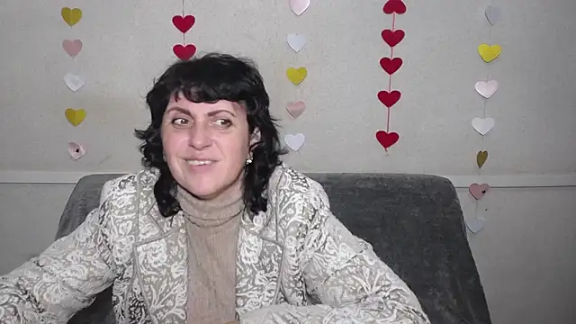 LuciaMii online show from 03.12.25