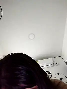 Linda Lars online show from 01.05.25