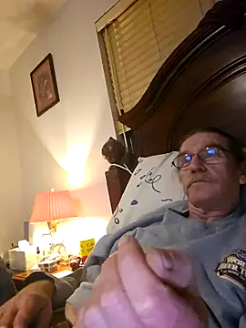 Snapshot of coolbrease10 chatting on 12.07.24 coolbrease10 online show from 12.07.24