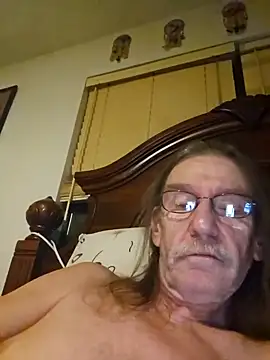 Snapshot of coolbrease10 chatting on 12.08.24 coolbrease10 online show from 12.08.24