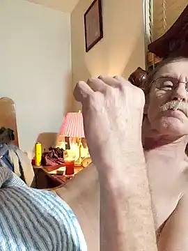 Snapshot of coolbrease10 chatting on 01.20.25 coolbrease10 online show from 01.20.25