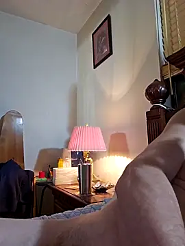 Snapshot of coolbrease10 chatting on 02.28.25 coolbrease10 online show from 02.28.25