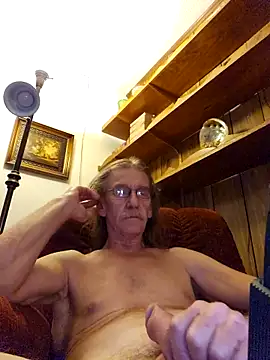 Snapshot of coolbrease10 chatting on 11.12.25 coolbrease10 online show from 11.12.25