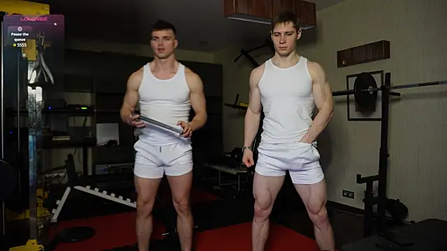 Snapshot of Nik_Sharp chatting on 02.08.26 Nik Sharp online show from 02.08.26