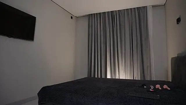 Snapshot of Nik_Sharp chatting on 03.20.26 Nik Sharp online show from 03.20.26