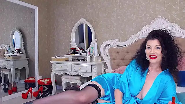 Snapshot of NataliaRed chatting on 07.14.26 NataliaRed online show from 07.14.26