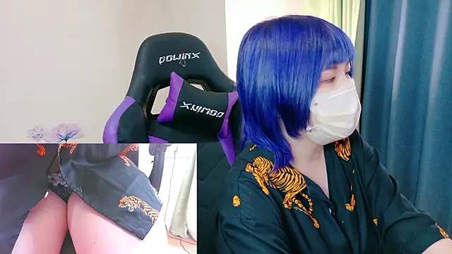 Snapshot of hazuki_8008 chatting on 10.03.25 hazuki 8008 online show from 10.03.25