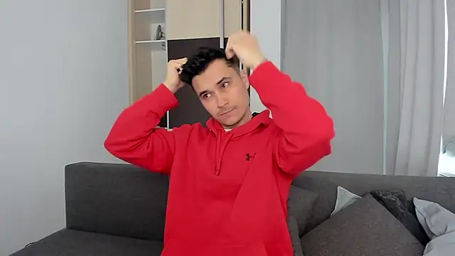 Snapshot of MatMalonne chatting on 04.01.26 MatMalonne online show from 04.01.26