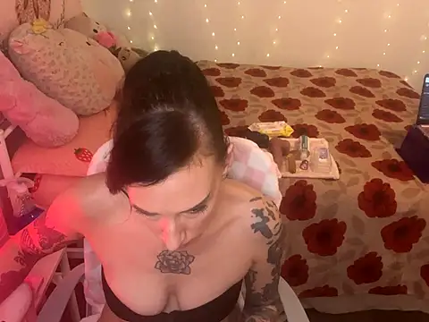 averietheangel online show from 09.25.25