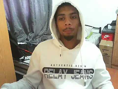 Snapshot of 29YOURZ_28_ chatting on 10.07.25 29YOURZ 28 online show from 10.07.25