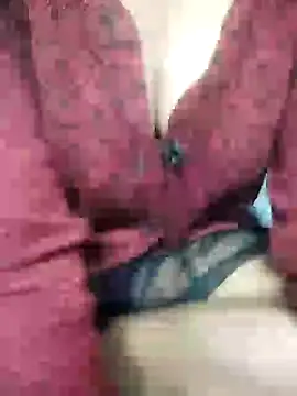 Snapshot of Ralisha_Rani chatting on 12.21.24 Ralisha Rani online show from 12.21.24