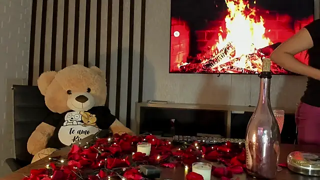 Snapshot of kiim_taaylor chatting on 02.16.25 kiim taaylor online show from 02.16.25