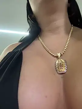 Snapshot of kiim_taaylor chatting on 03.21.25 kiim taaylor online show from 03.21.25